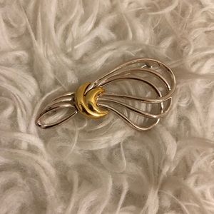 Women's Silver & Gold Victorian Knot Tied Rope Brooch Size OS